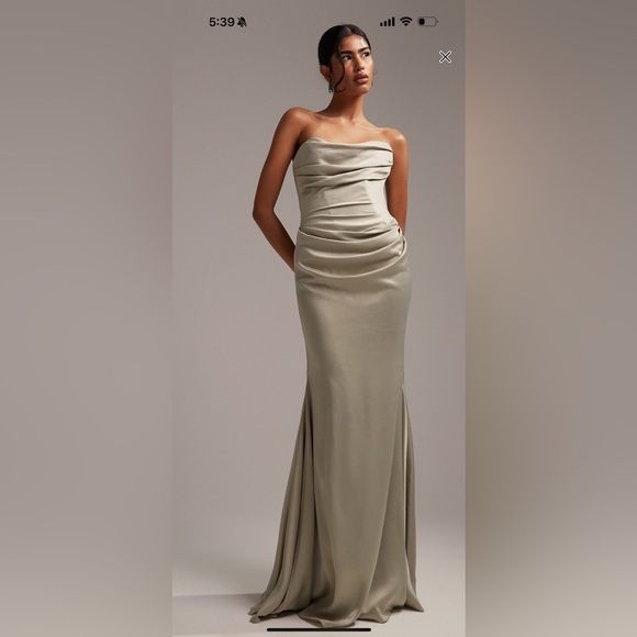 Elegant Satin Evening Gown - Olive - Picture 4 of 4